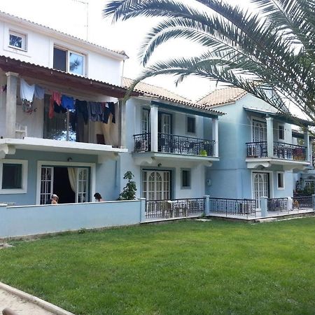 Rigos Apartments Vitaládes エクステリア 写真