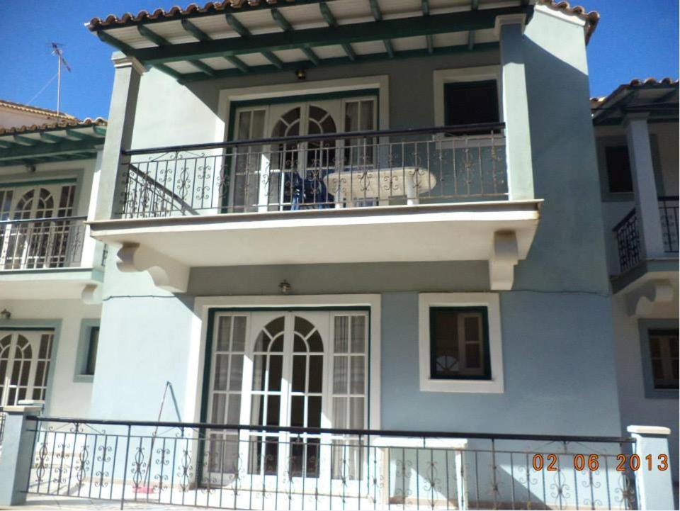 Rigos Apartments Vitaládes エクステリア 写真