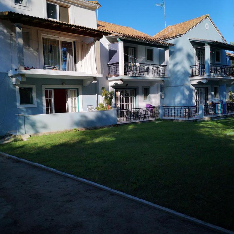 Rigos Apartments Vitaládes エクステリア 写真