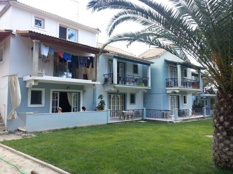 Rigos Apartments Vitaládes エクステリア 写真
